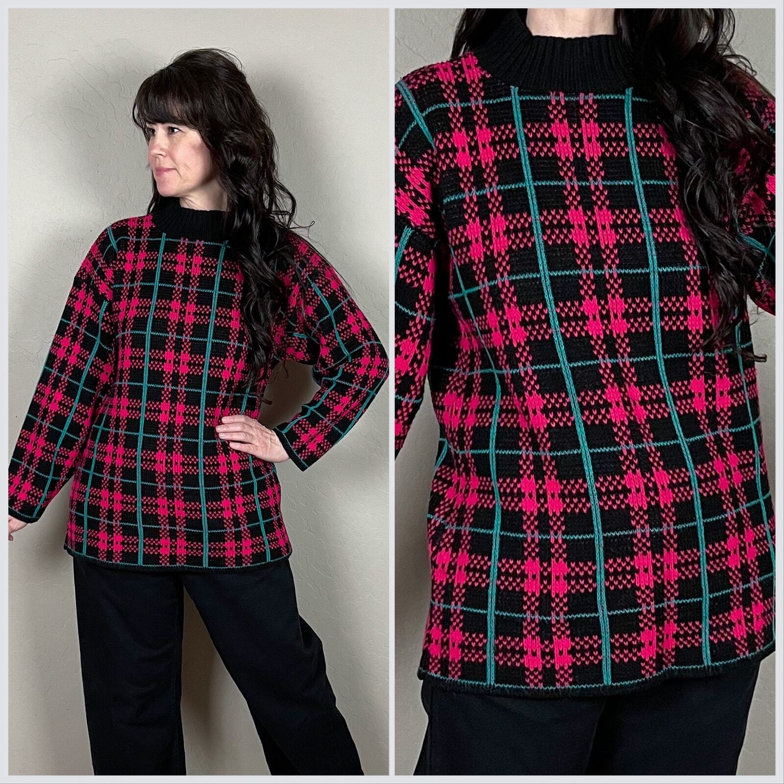 Vintage 1980s Hot Pink and Black Plaid Mock Neck Tunic Sweater – S/M