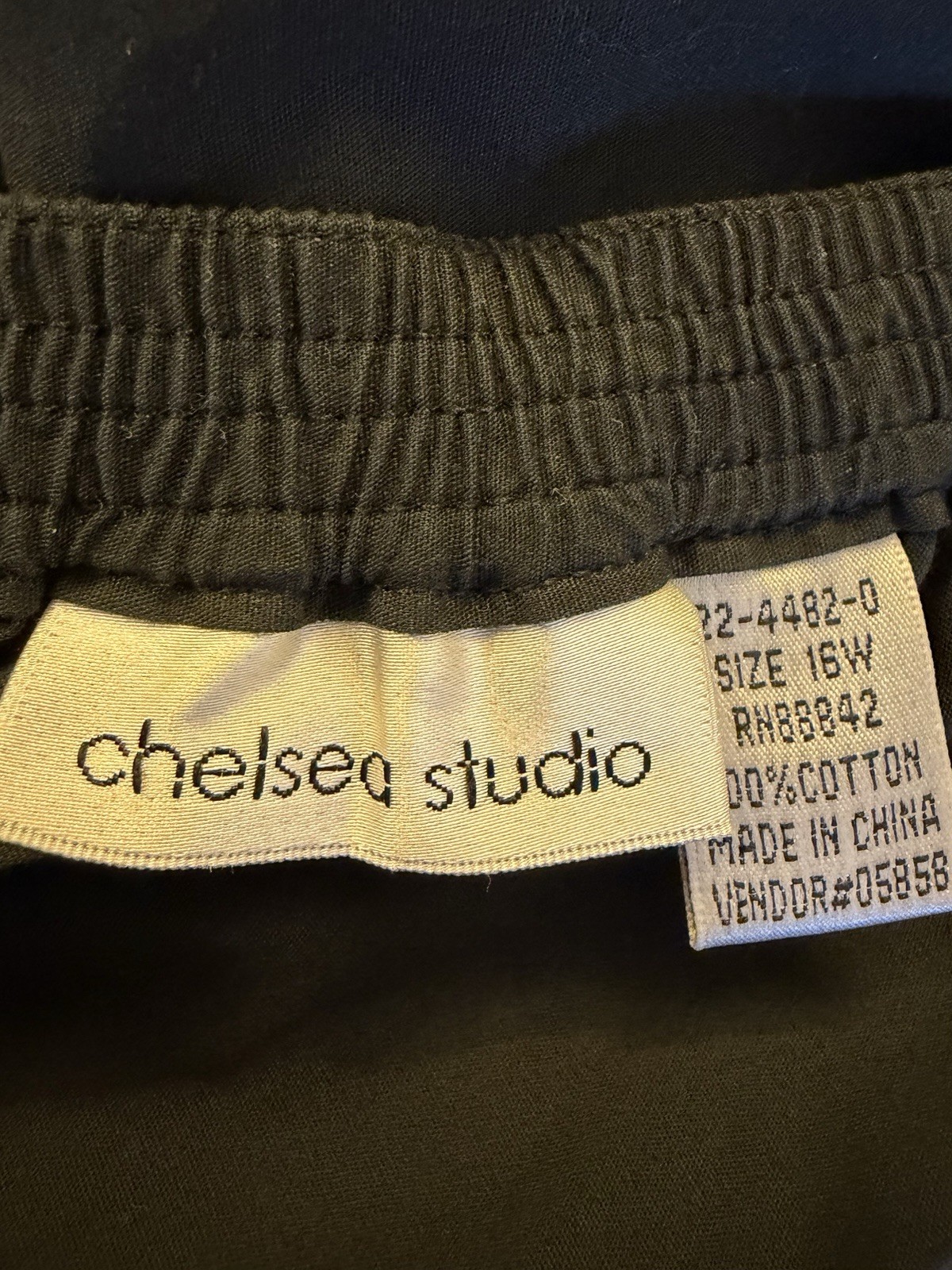 Vintage Chelsea Studio Exclusive Of Decorations Black/Coral Cotton Skirt, Sz 16W