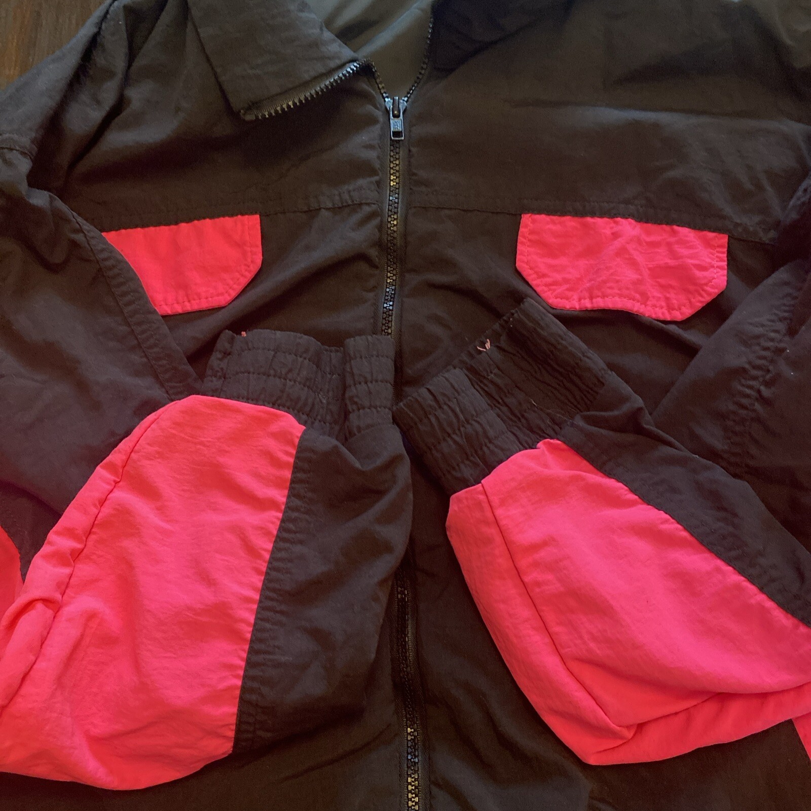 VTG Green Needle Jacket Sz L Black And Neon Pink