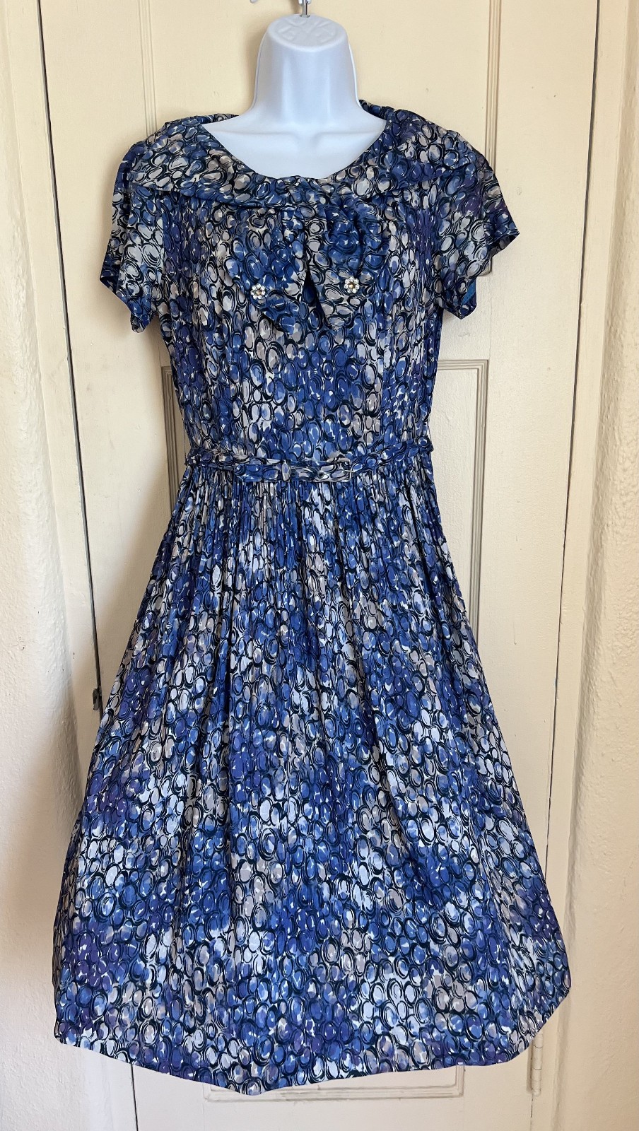 Vintage blue geometric 50s soft knit dress Fancy collar rhinestones belt Size L