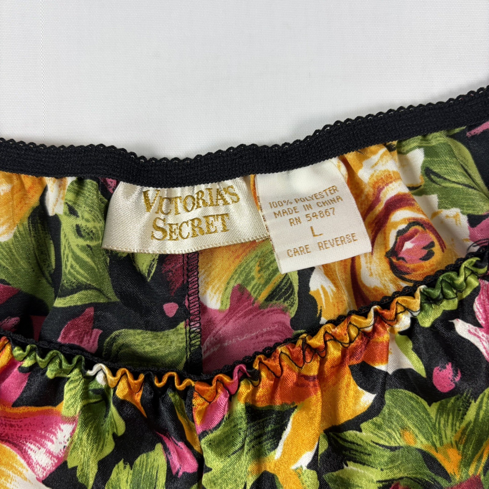Vintage Gold Label Victoria’s Secret Lingerie Floral Shorts Women’s Size Large