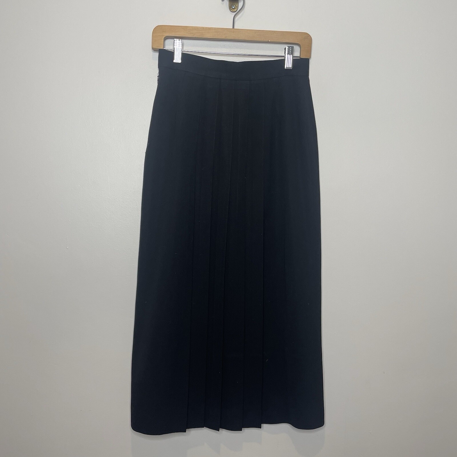 Vintage 80’s David Brooks Black Worsted Wool Pleated High Waist Midi Skirt 10