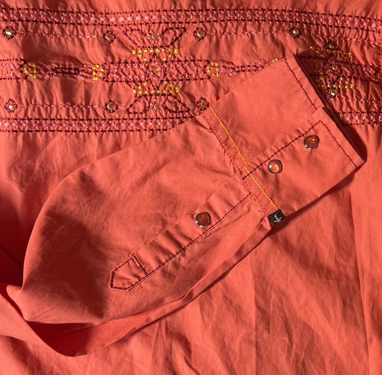 Vintage Cowgirl Up Women’s Western Shirt Pearl Snap Embroidered Rhinestones L/S