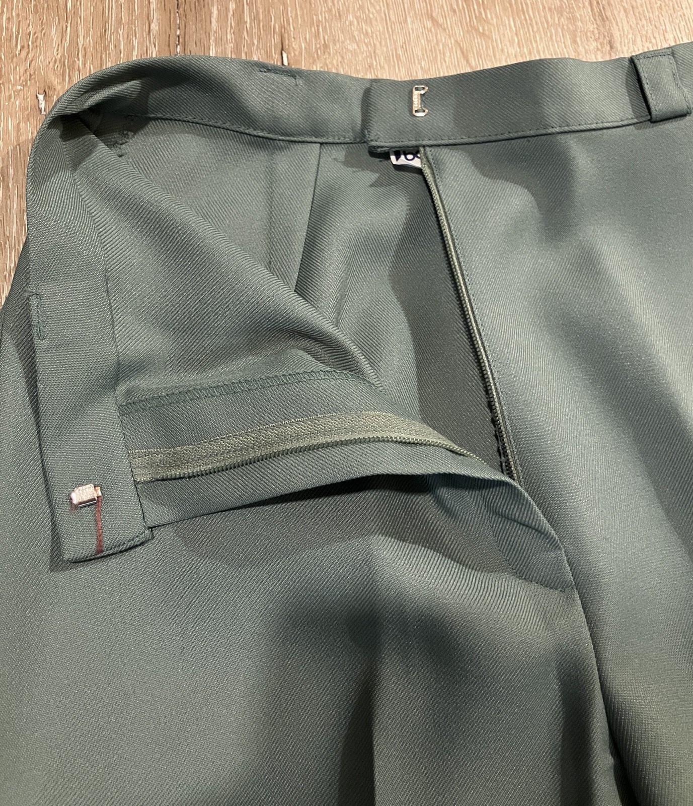 Vintage Bobbie Brooks Womens Pants Size 26×32 ILGWU Sage Green Trousers Business