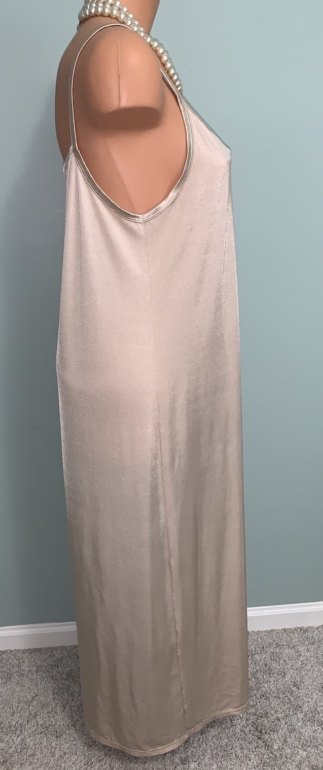 Vtg SHINY SOFT Nylon & Spandex XL 1X Long Vanity Fair Full Slip Nightgown