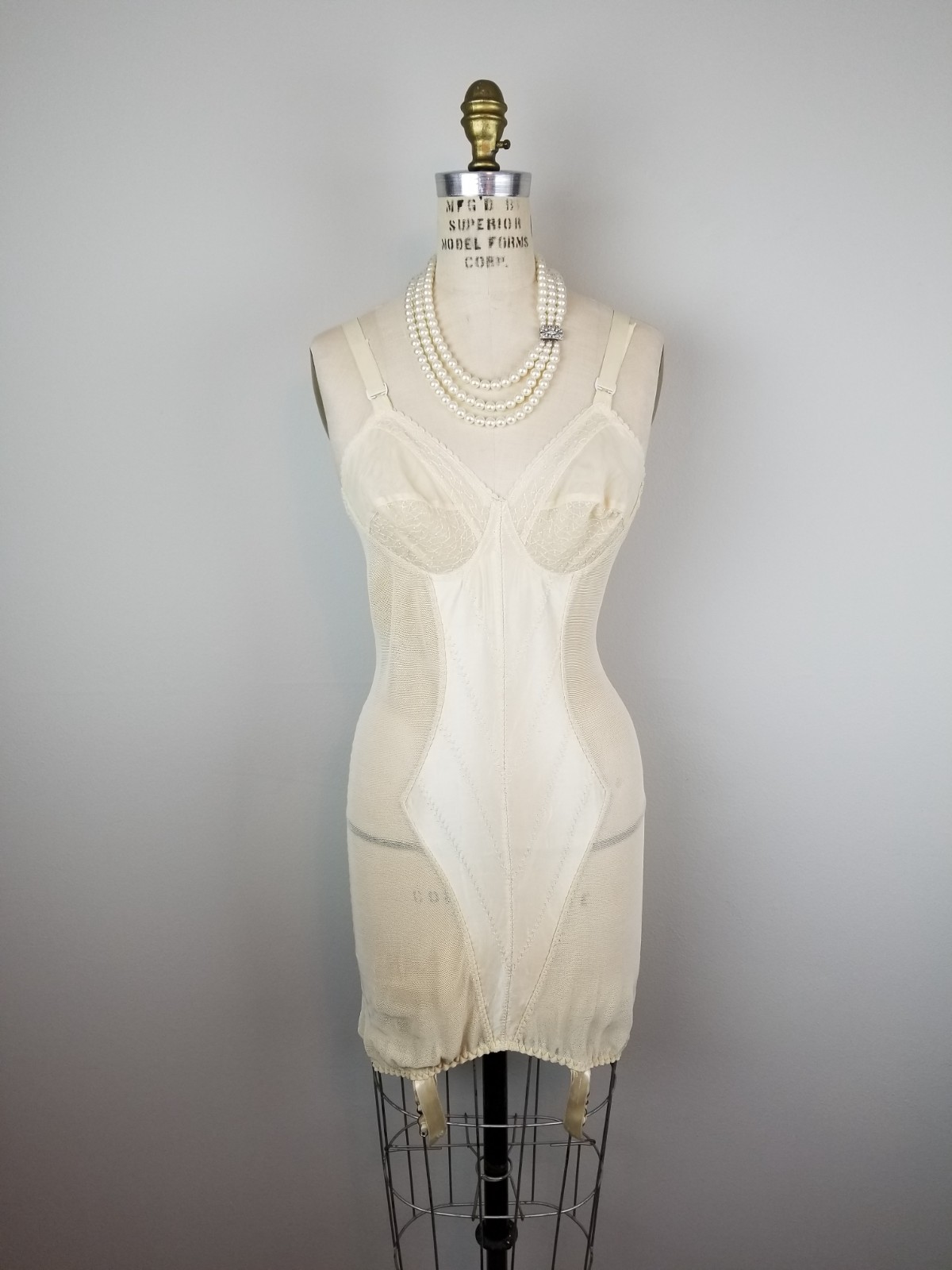Vintage 1950 Corselette Shapewear Slip Garter Pin Up Ivory Lace & Mesh Size 34B