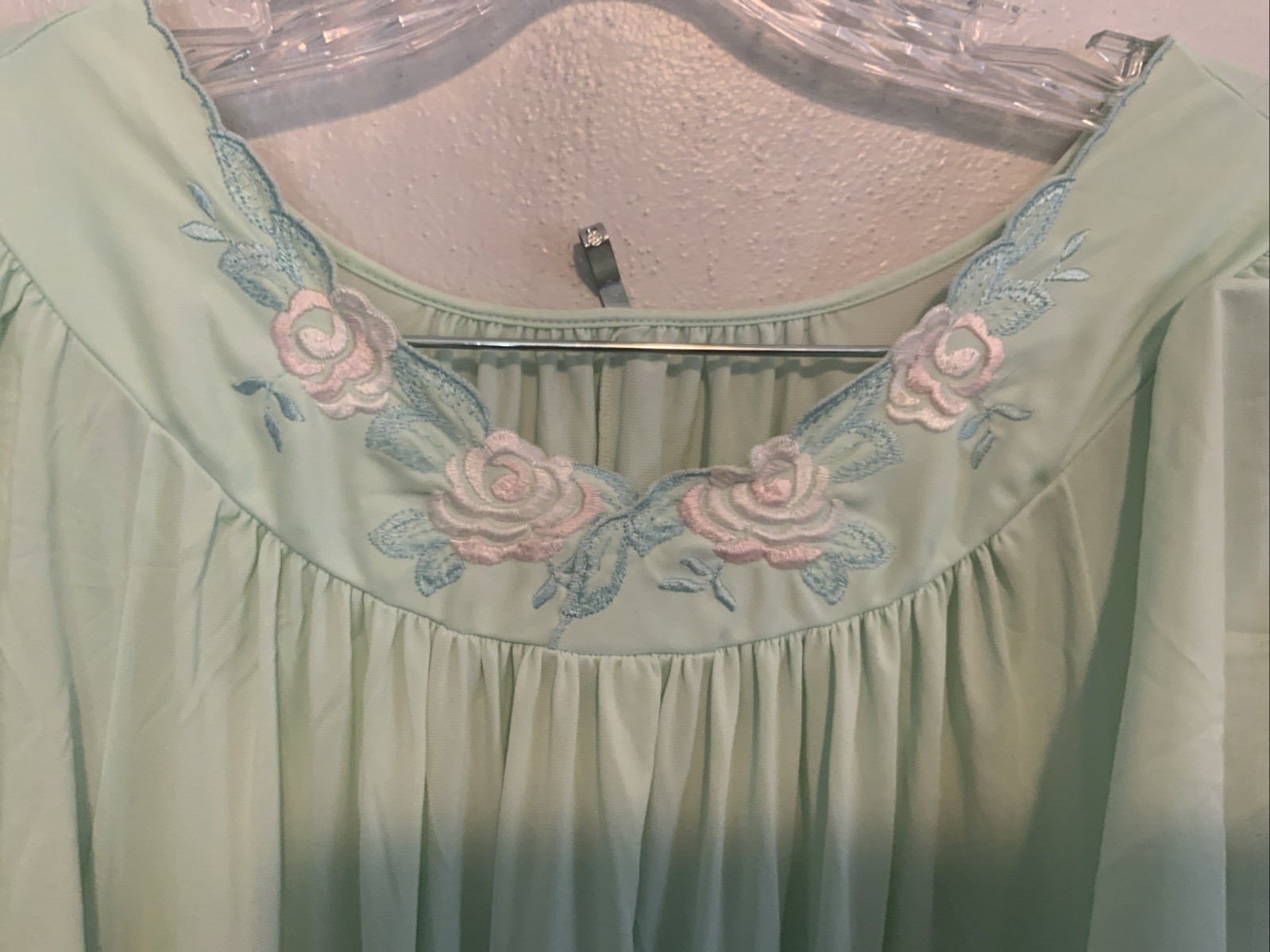 Vintage Mint Green With Pink Rose Short Sleeve Light Weight Nightgown Size M