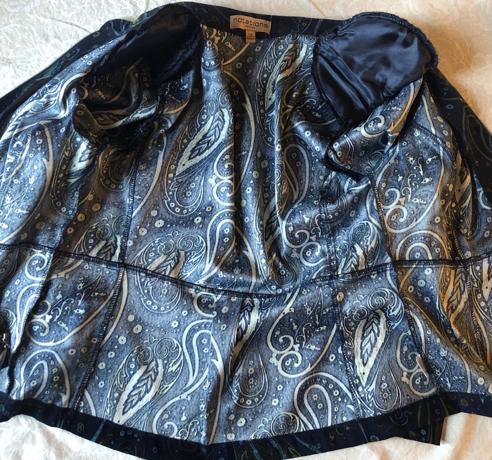 Vtg Notations Women PM Velvety Soft Lightweight Blue Paisley Zip Jacket Stretch