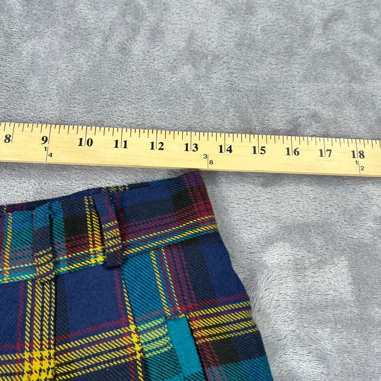 Vintage 90s Plaid Statement Bermuda Shorts 12 Multi Pleated Retro Transitional