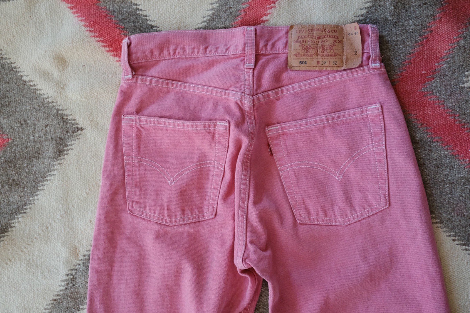 Vintage 80’s/90’s Levi’s 501 Pink 28 X 32 Actual Size Made In USA VGC