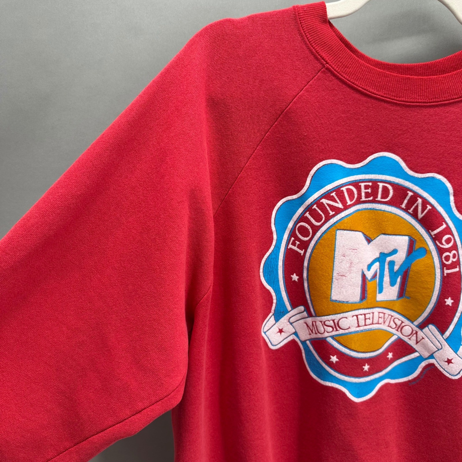 Vintage MTV Music Television 1981 Red Crewneck Sweatshirt Womens M Pop Culture
