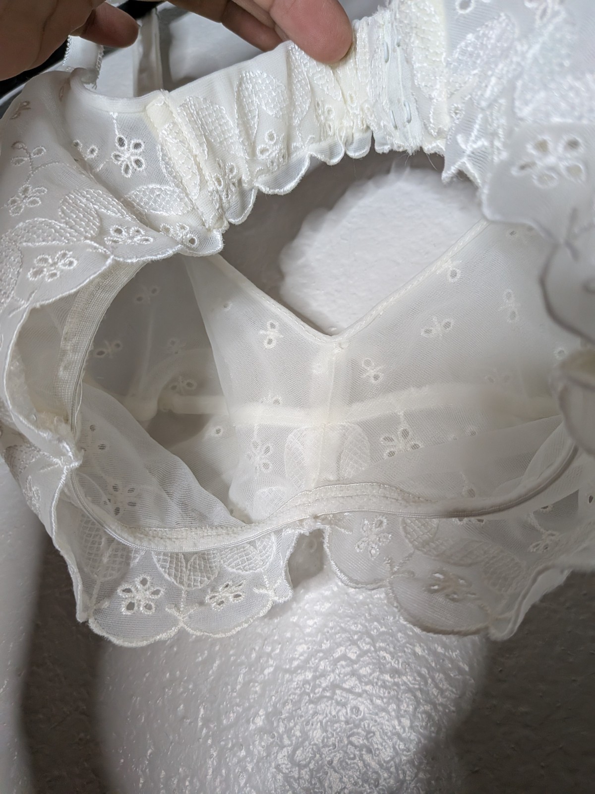 Lily of France White Vintage 70s Coquette Eyelet Lace Floral Wireless Bra 32B