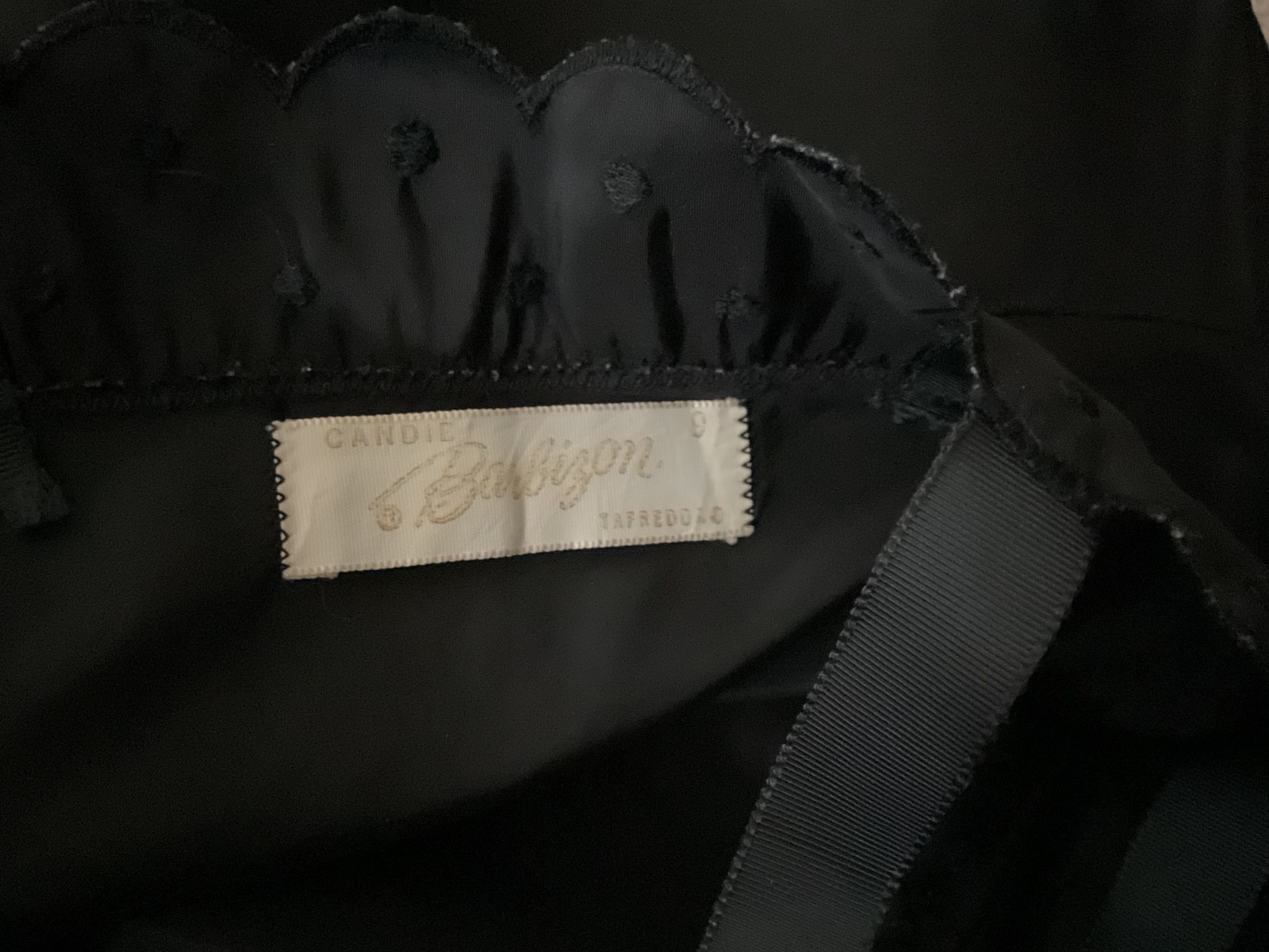 VTG BARBIZON TAFFETA BLEND 'TAFREDDA’ 'CANDIE’ SZ 9 BLACK FULL SLIP MINT UNWORN