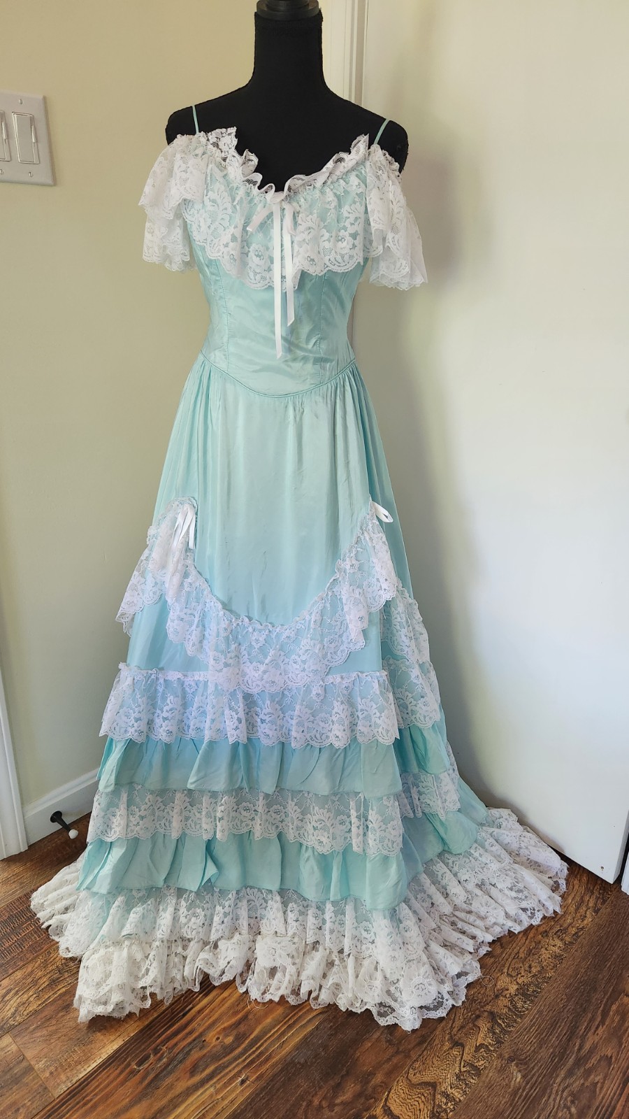 Vintage Flirtations 80s Prarie Dress Women’s Small Teal Blue Lots of Lace USA