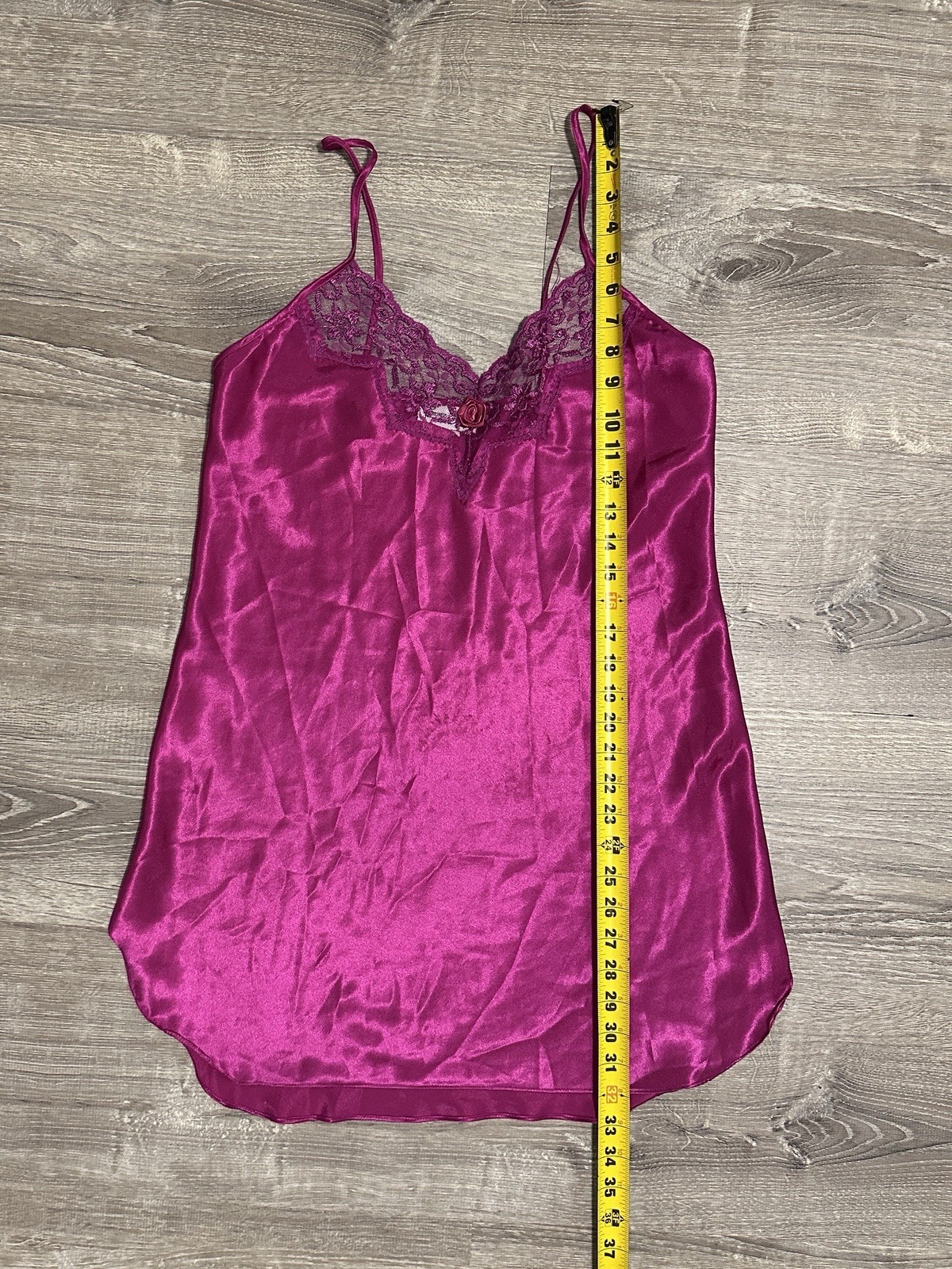 Women’s Vintage Made in USA Romance Du Jour Dark Pink Magenta Slip w Lace Trim M