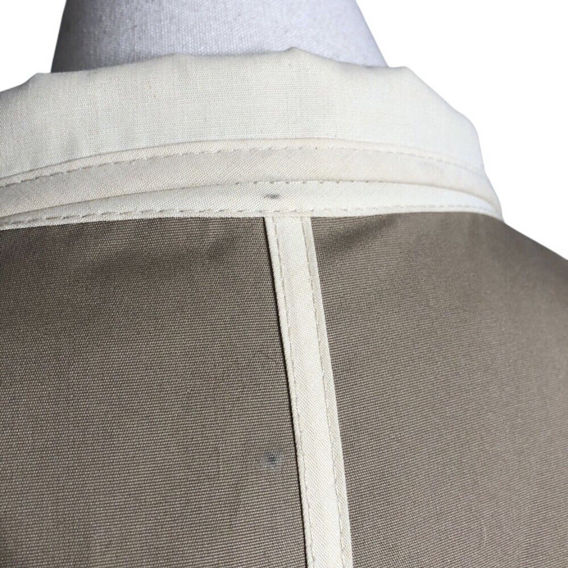 Vtg Bonnie Cashin Raincoat Size Small Beige Turnlock Weather Wear Russel Taylor