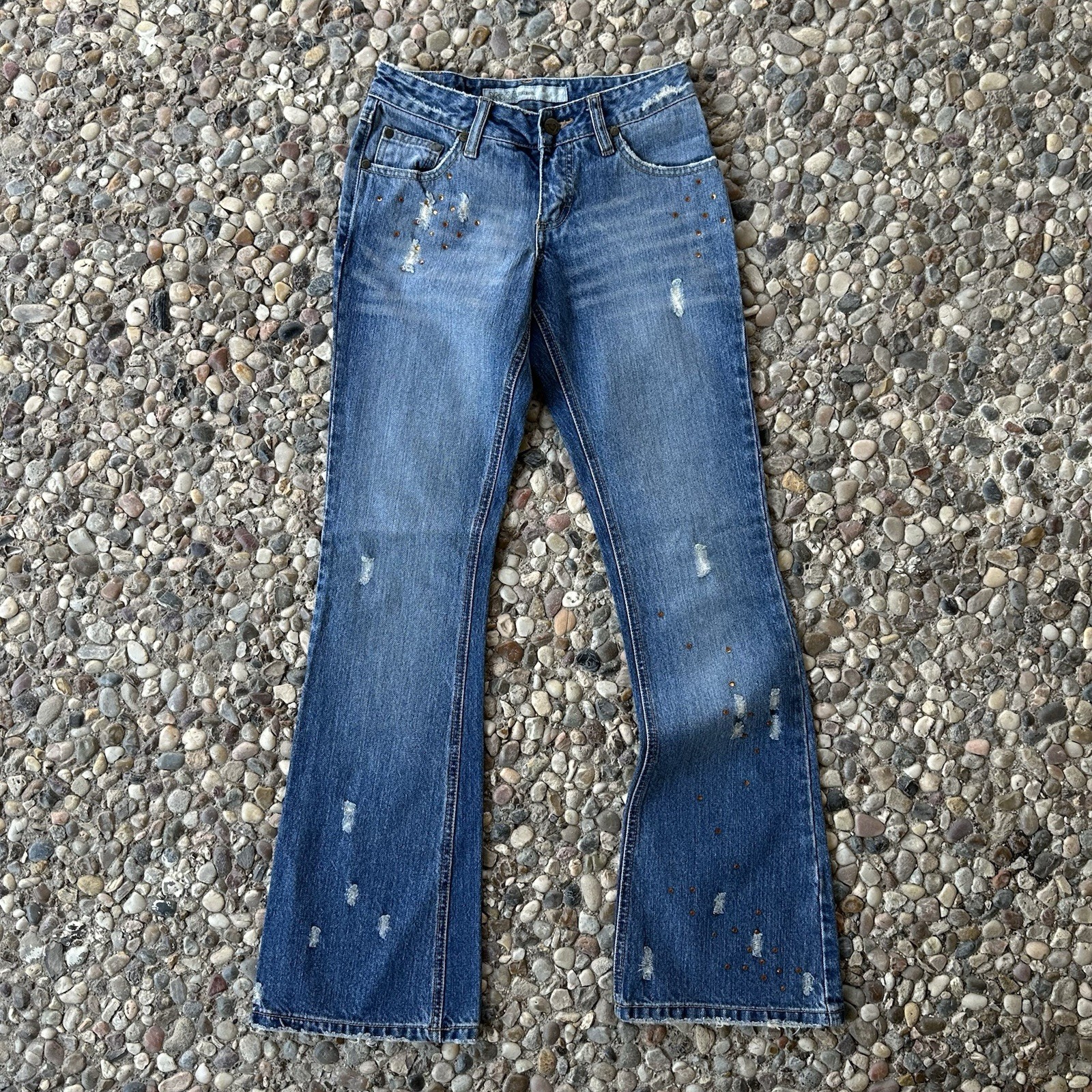 Vintage Y2K Mudd Embellished, Distressed Flare Jeans – size 0