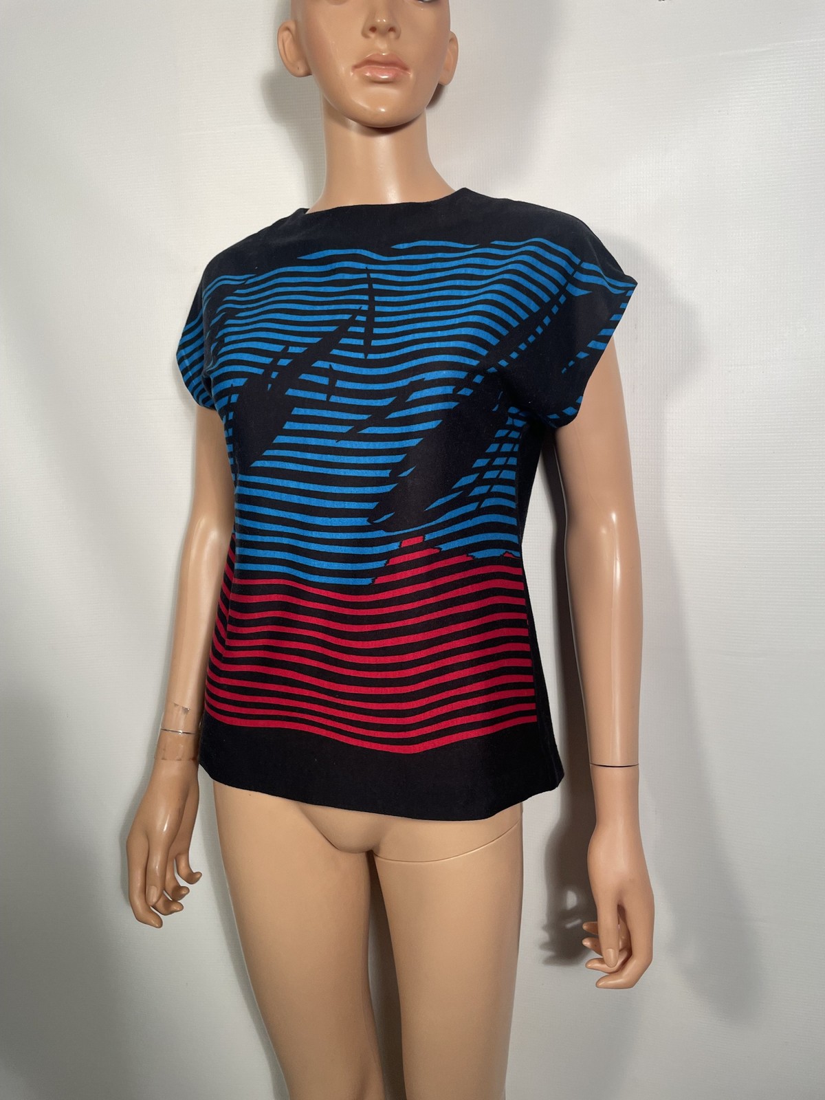 Vintage 1980s Abstract Print Tshirt Size M