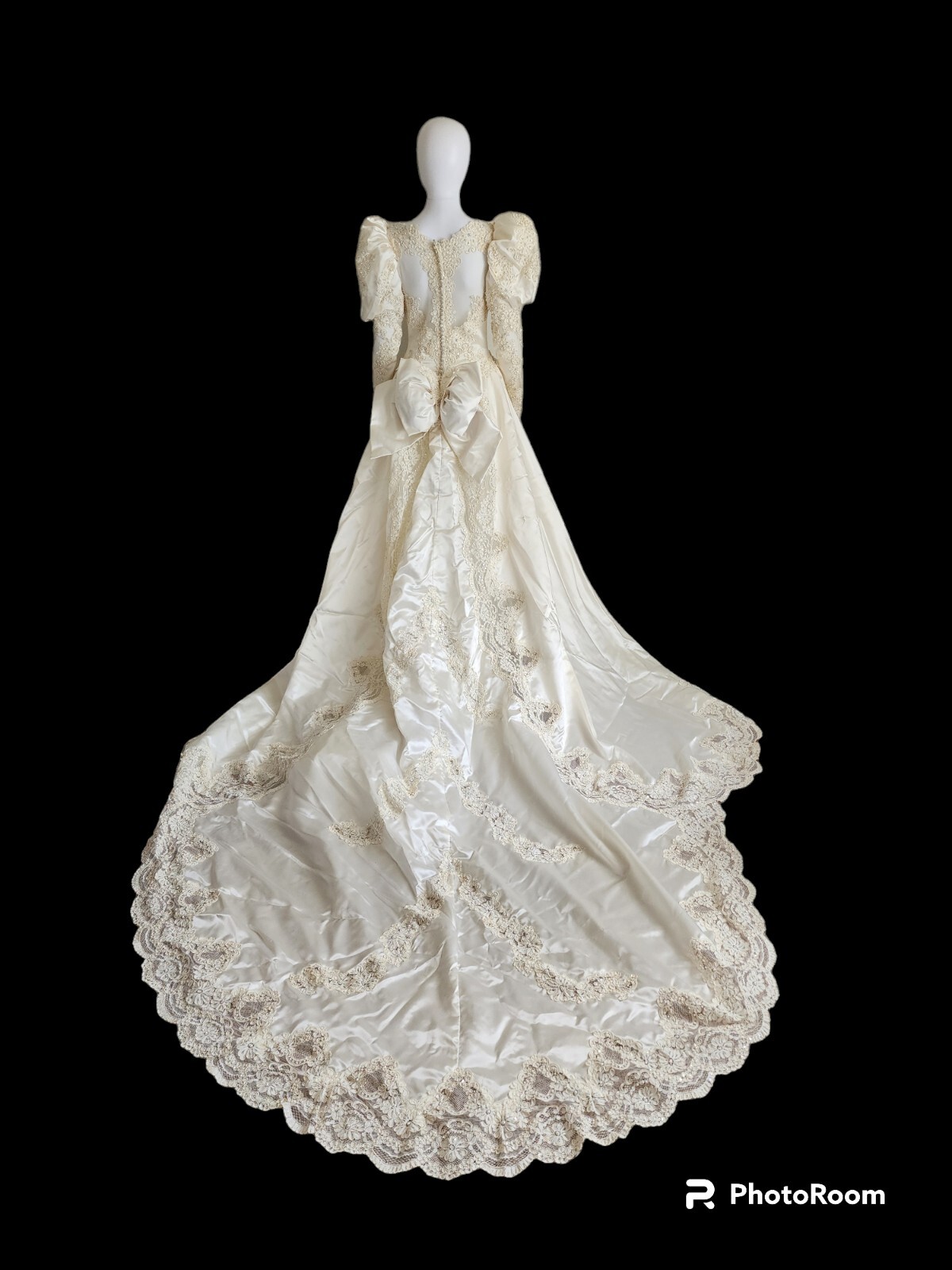 Vintage 90s Wedding Satin Beaded Puff Sleeve Gown Dress Cathedral Train W24″