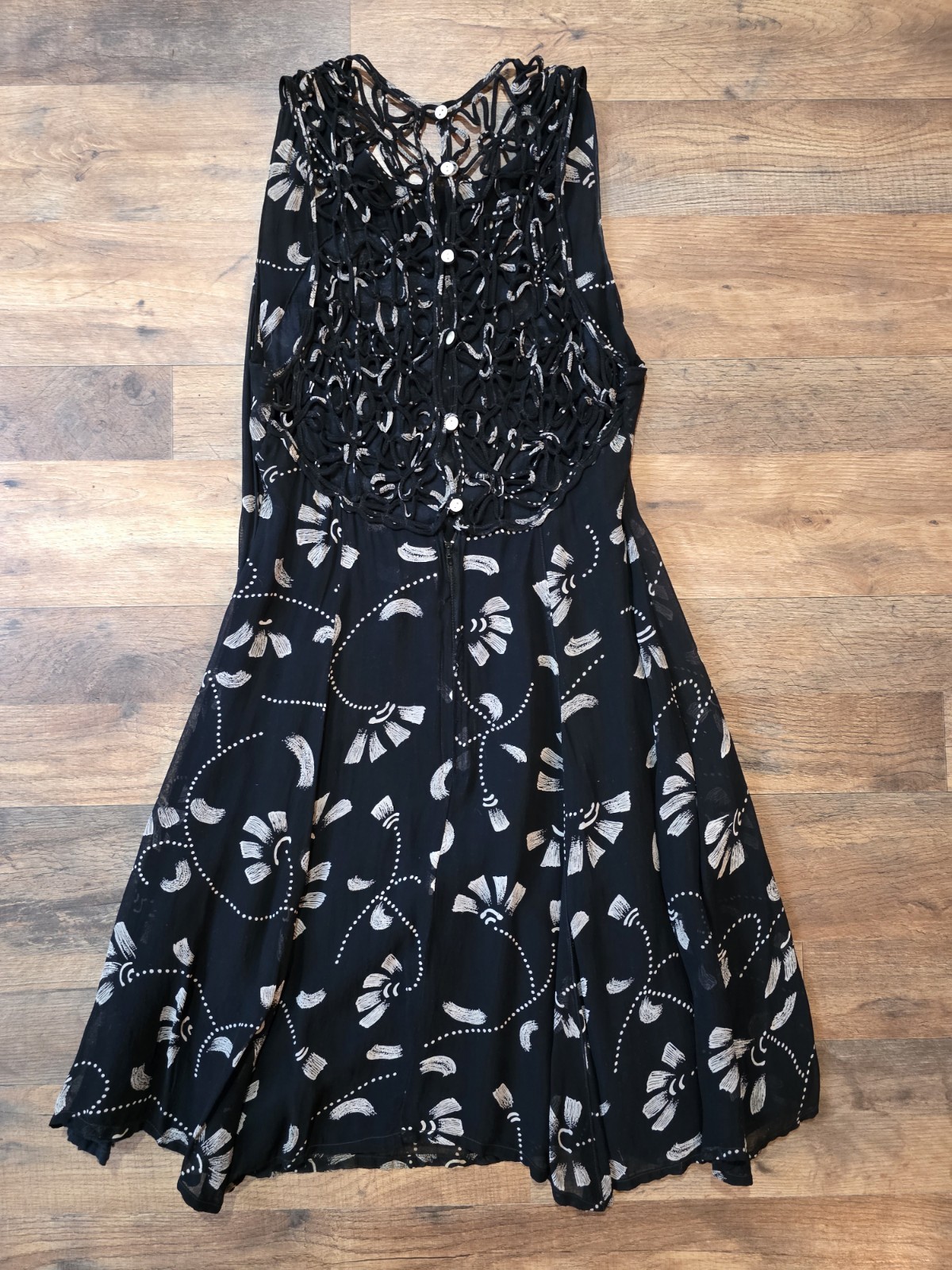 Cache Vintage Women’s Black Fit & Flare Open Back Mini Dress Size Small