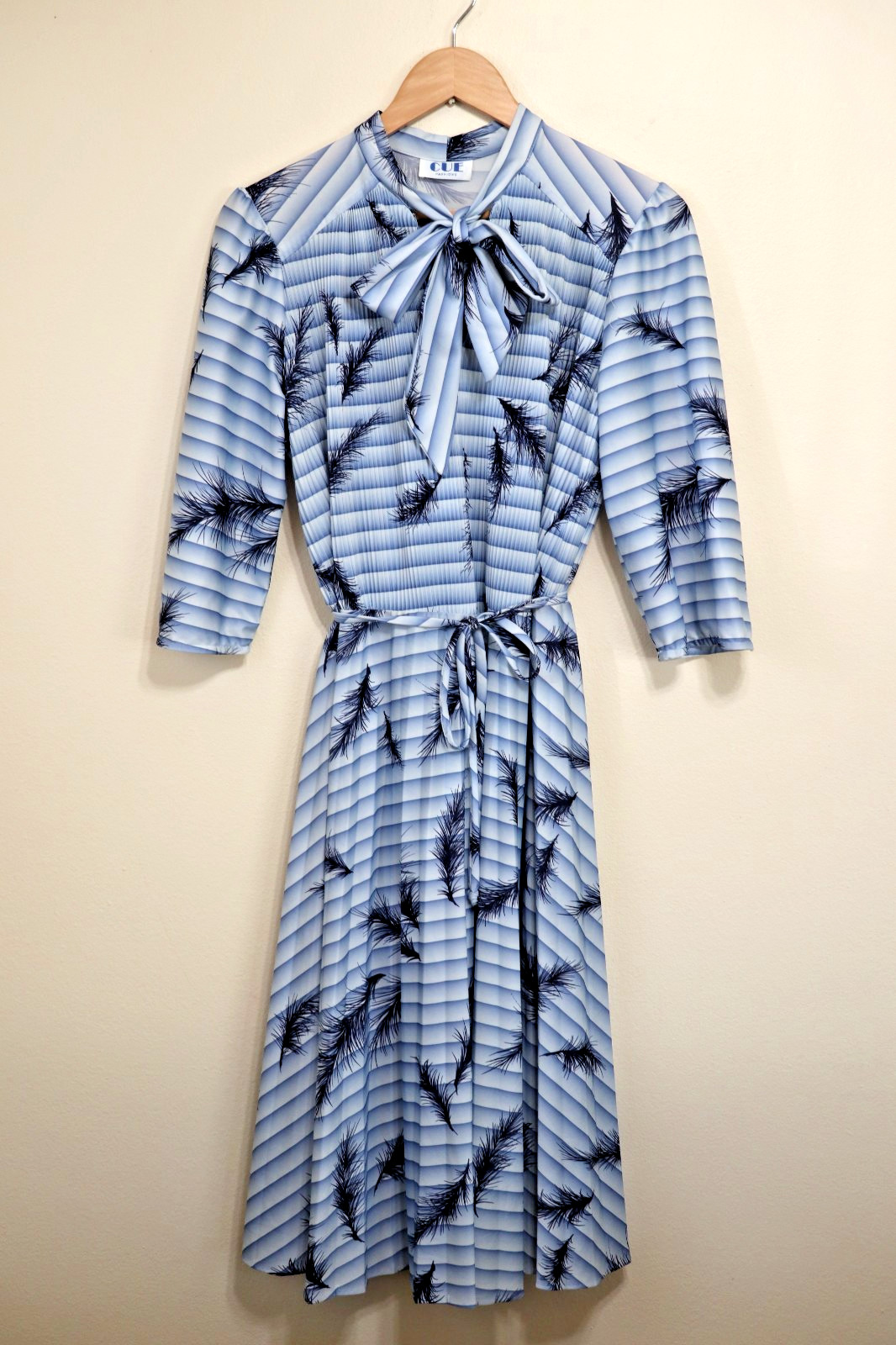 80s Vintage Blue Striped Feather Print Pussy Bow Pleated Skirt Dress Women L XL