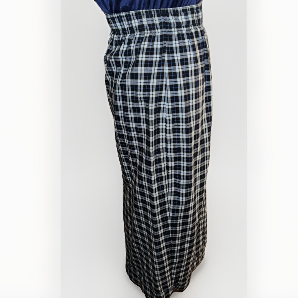 1970’s Vintage Hang Ten Black & White Plaid Long Straight Skirt Cottage Core M