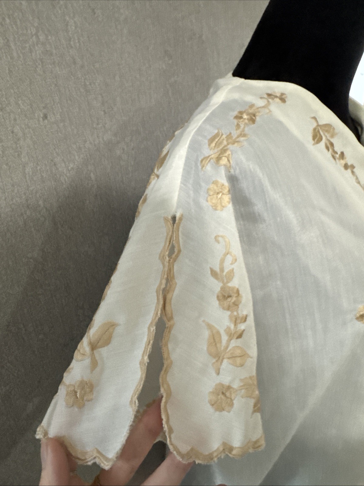 Vintage 70s Embroidered Peasant Blouse | Homemade Scalloped Boho Top S M