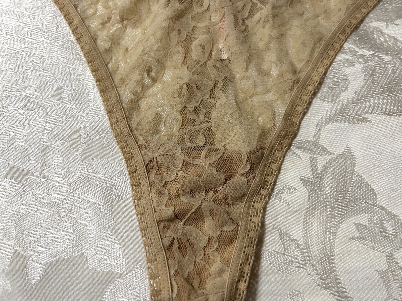Vtg CACIQUE Floral Lace Mesh 2″ Waistband 18/20 Beige Thong Panties #81