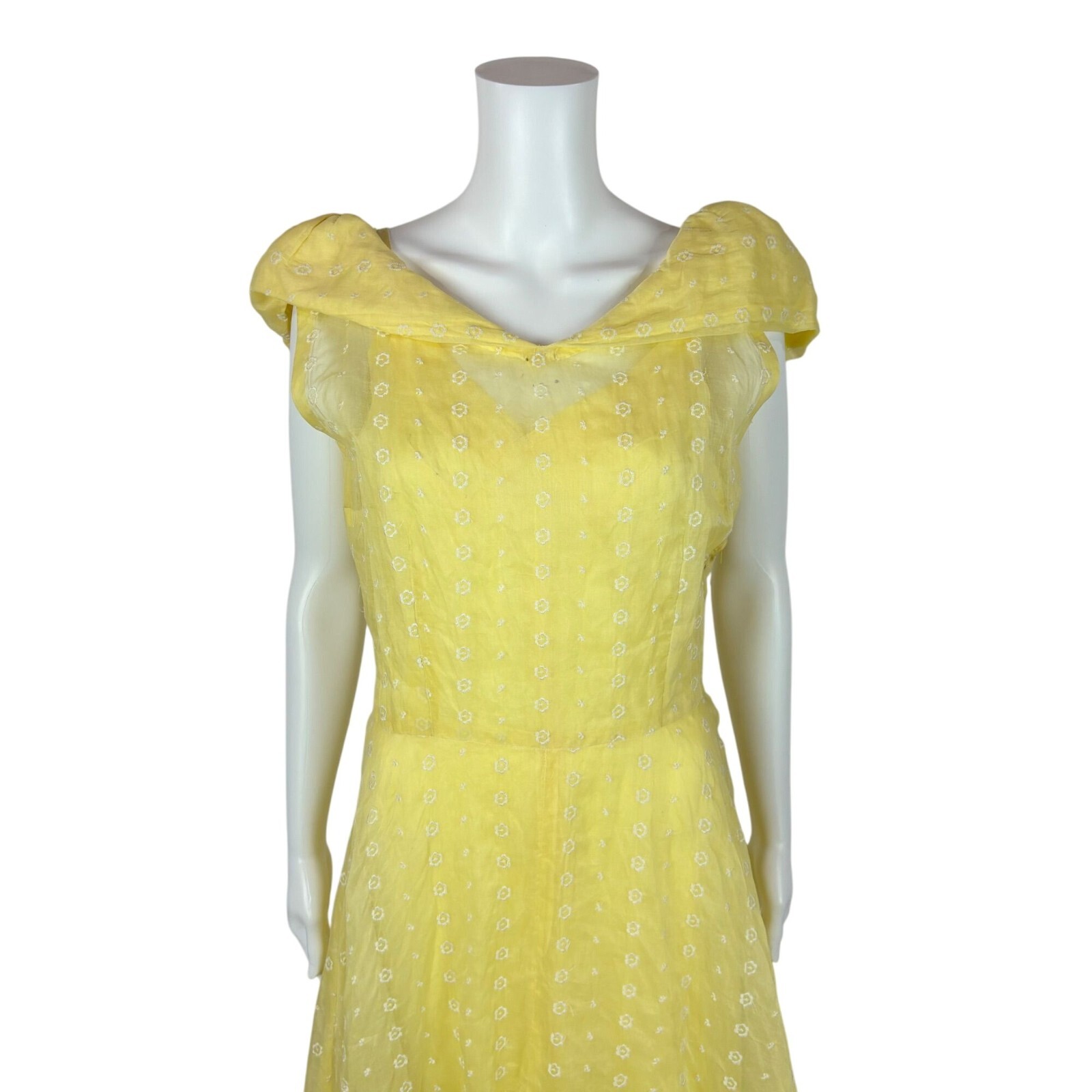 Vintage 30s Yellow Gown Women’s Medium Sheer Floral Embroidered Garden Party Dre