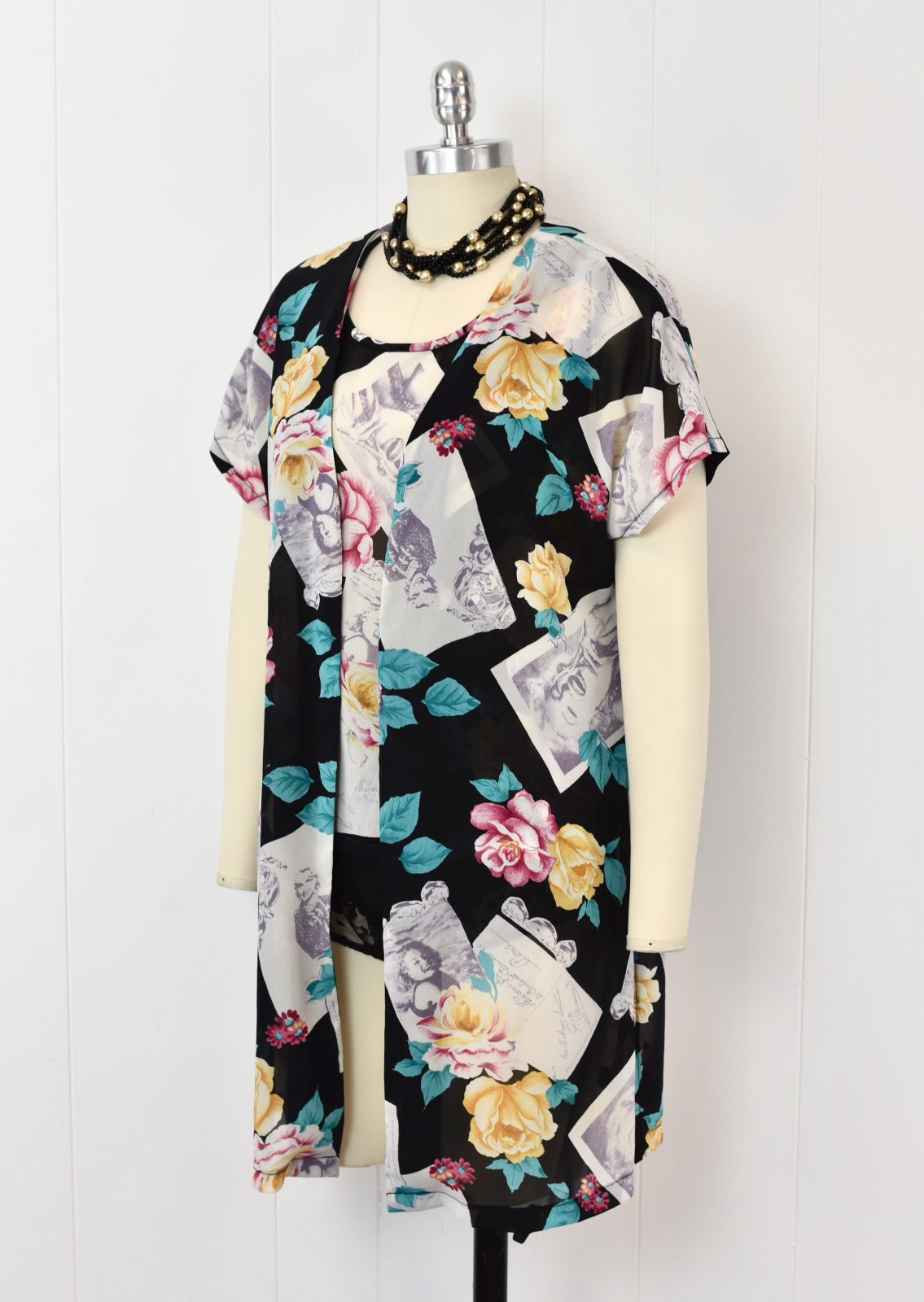 Vintage Marilyn Monroe Novelty Print Floral Black Sheer Lingerie Top Robe Set