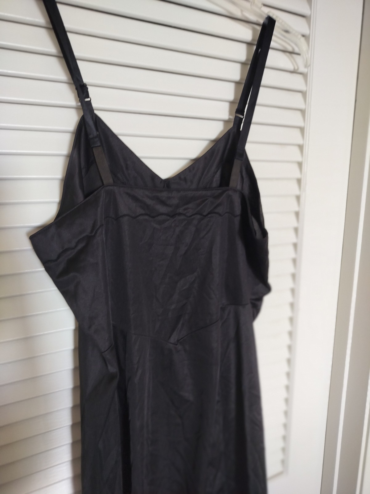 Vintage Sears Roebuck & Co The Doesn’t Slip Black Size 40 Tall Non-Cling