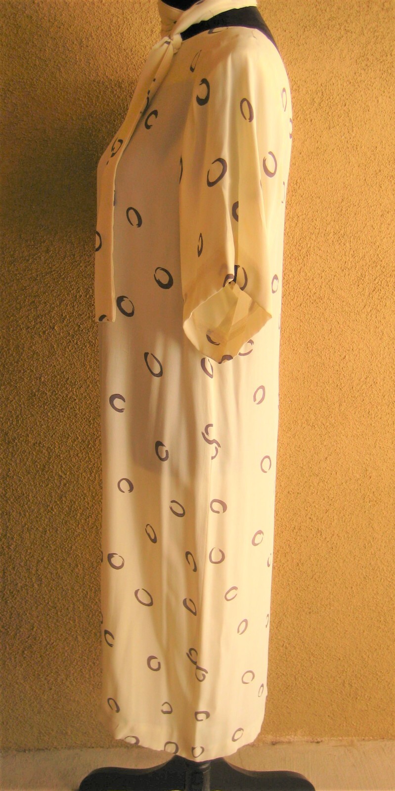 Vintage Warren Z I Magnin 80 cream abstract circles padded shoulder sheath dress