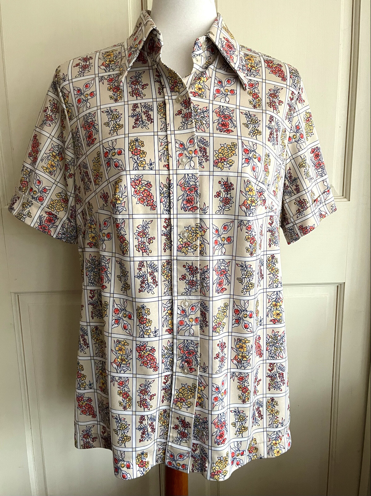 Sears Perma-Prest White Orange Yellow Beige Floral Button Down Top 40 Medium VTG