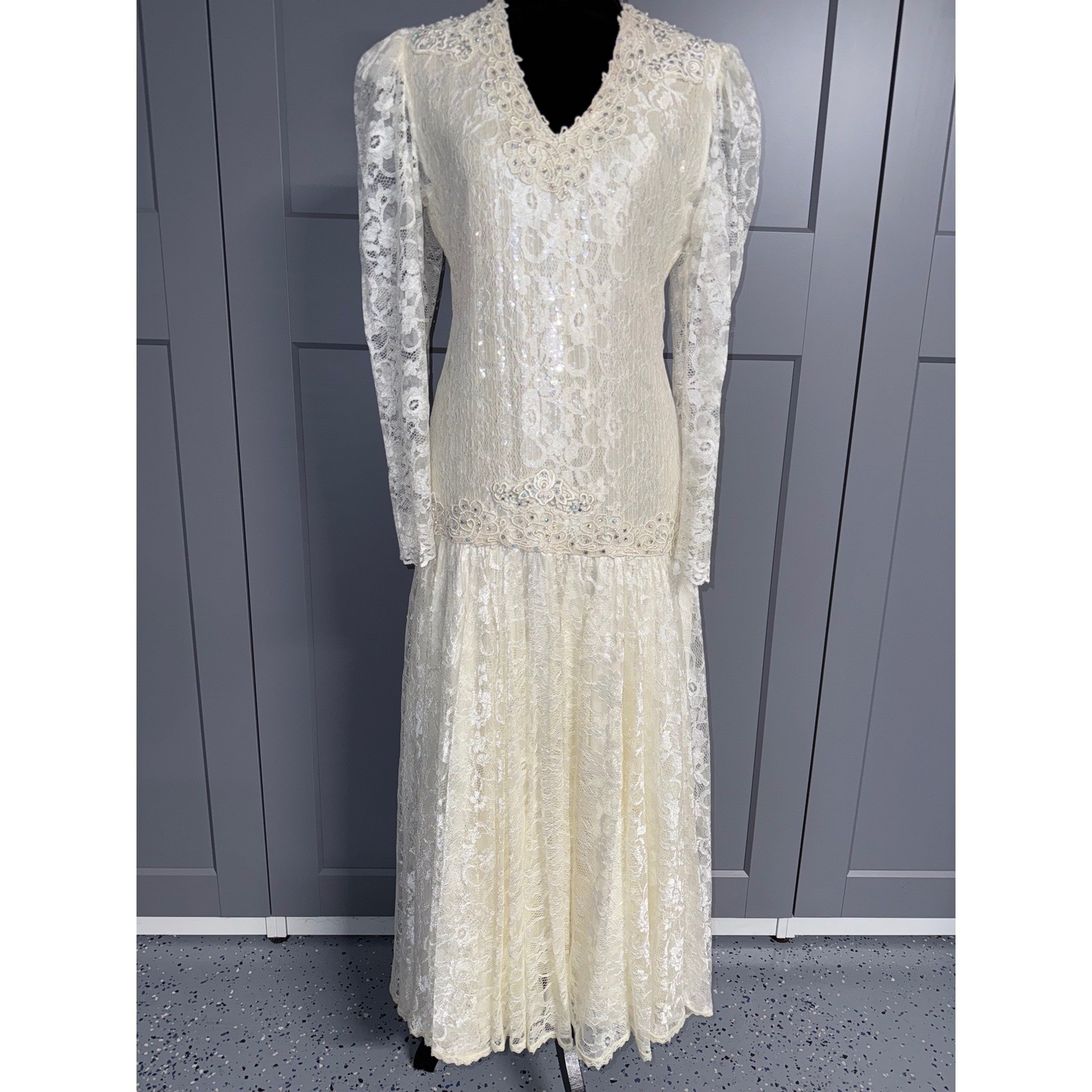 Gidding Jenny Long Sleeve Dress 8 100% Silk Lace Gown Beaded V-Neck 20th Century