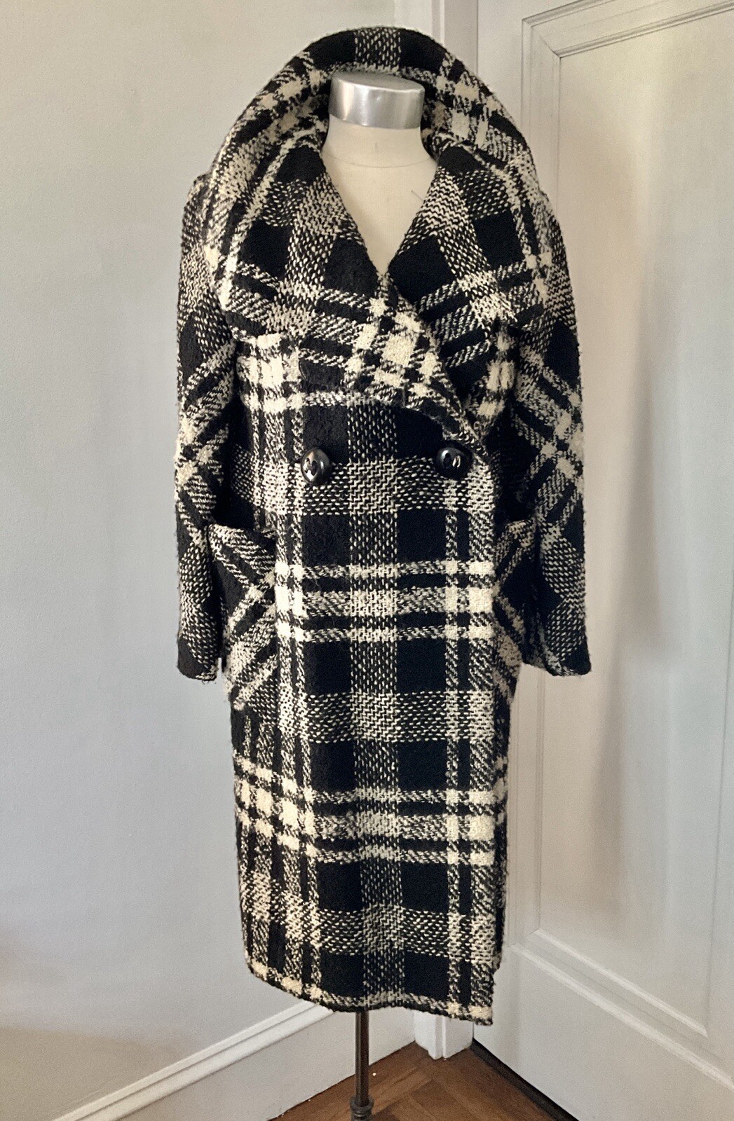 Vintage 1960’s Pauline Trigere Monochromatic Plaid Wool Tweed Coat