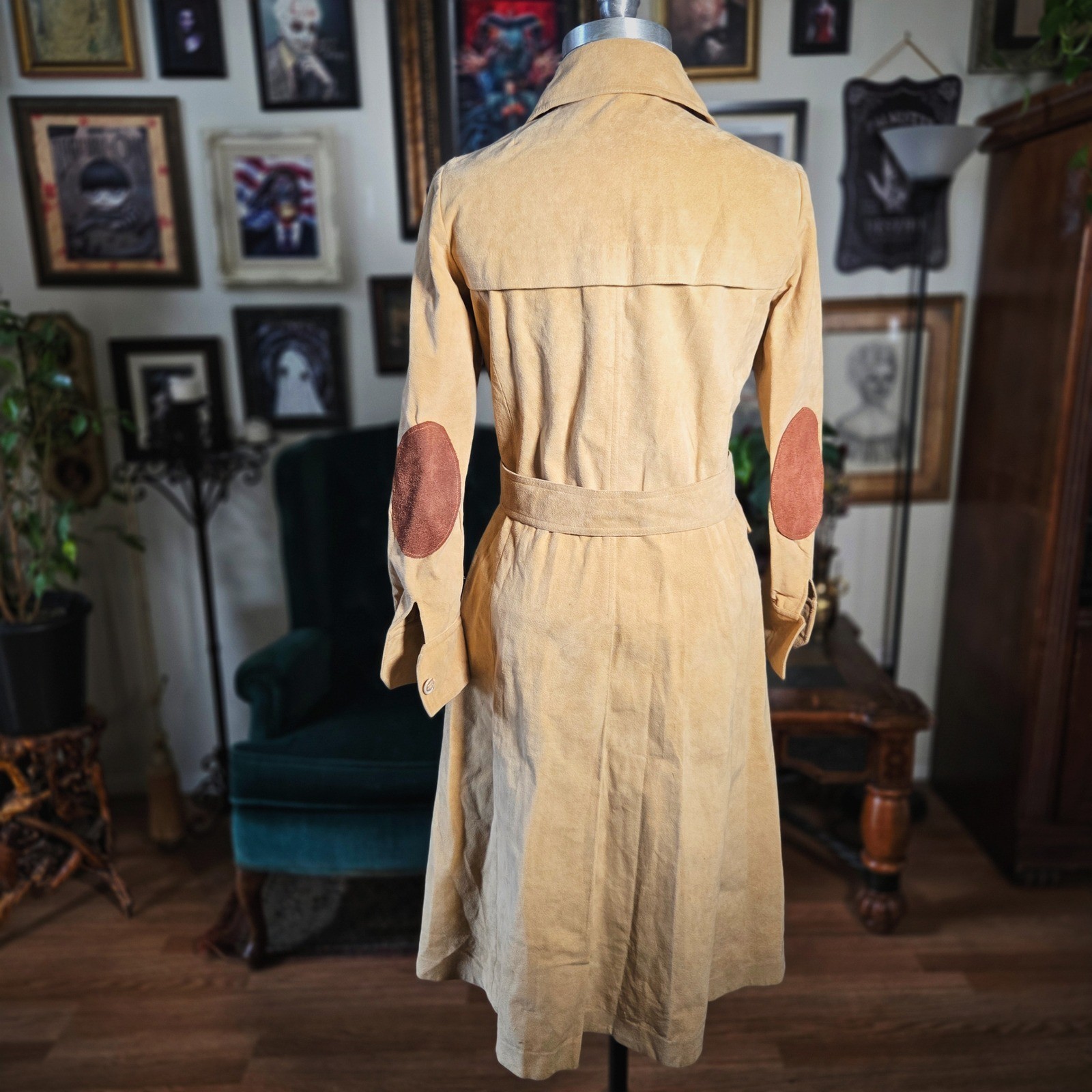 Saks Fifth Avenue Trench Coat Vintage 70s Tan Ultra Suede Belted Mod Jacket S