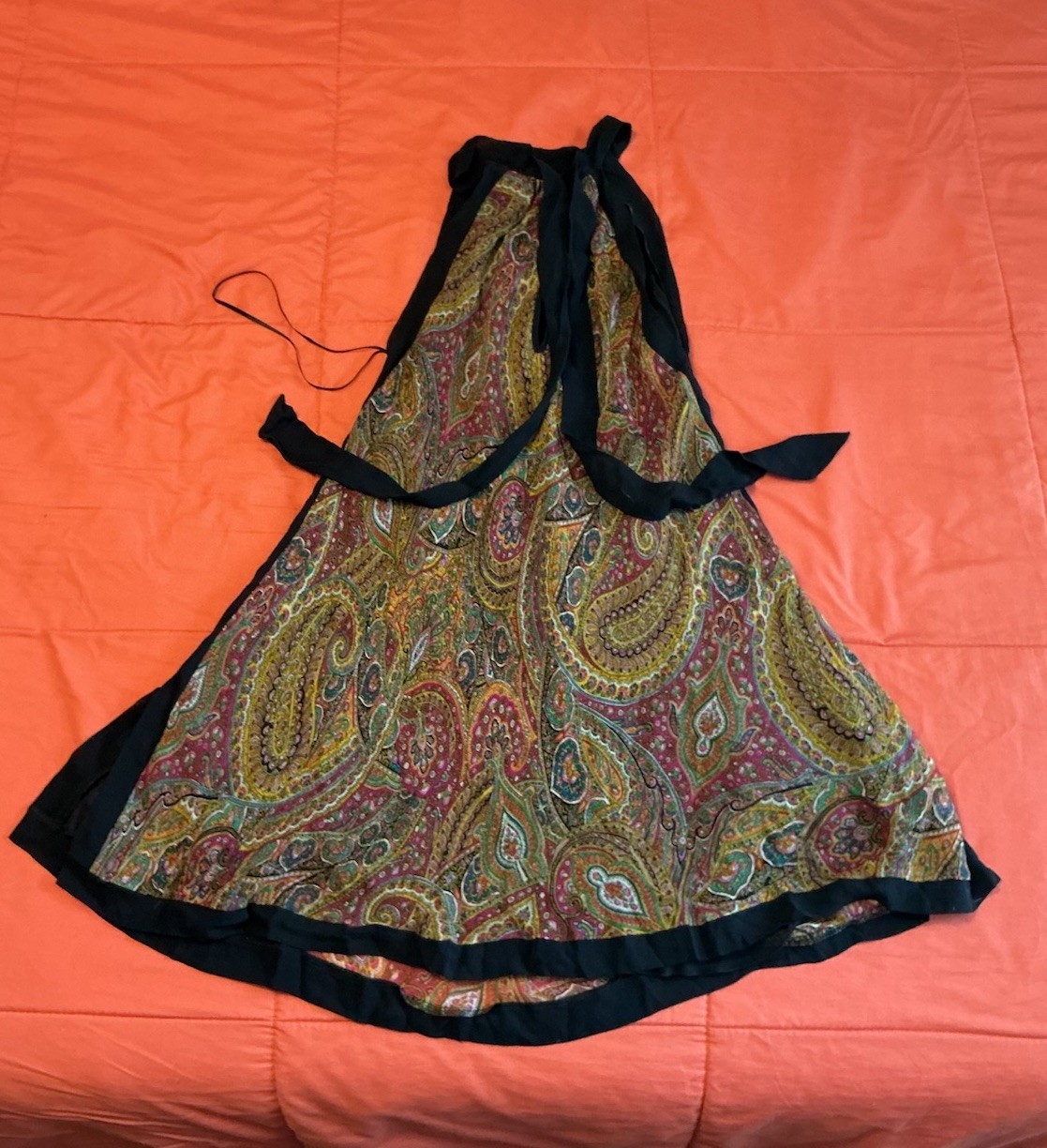 VTG Y2K GUESS Halter Neck Paisley Sundress Boho Tie Back