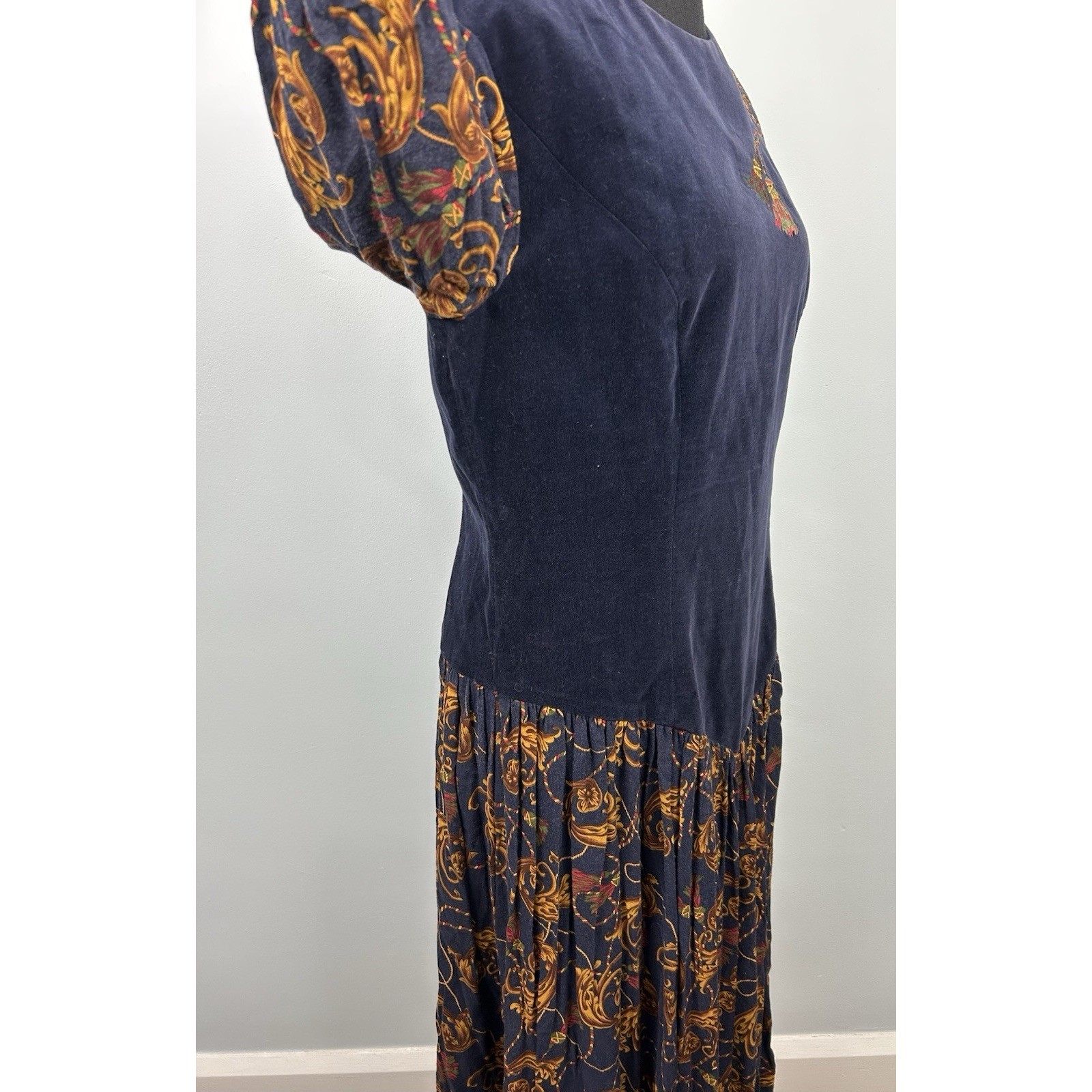Donna Morgan Vintage Navy Velvet Paisley Midi Dress Gold Tassel 80s Size 11/12