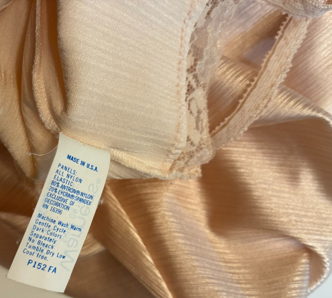 Vtg WARNERS FULL BALLET SLIP Peach BLUSH Size 36 Medium STRETCH LACE Shine On