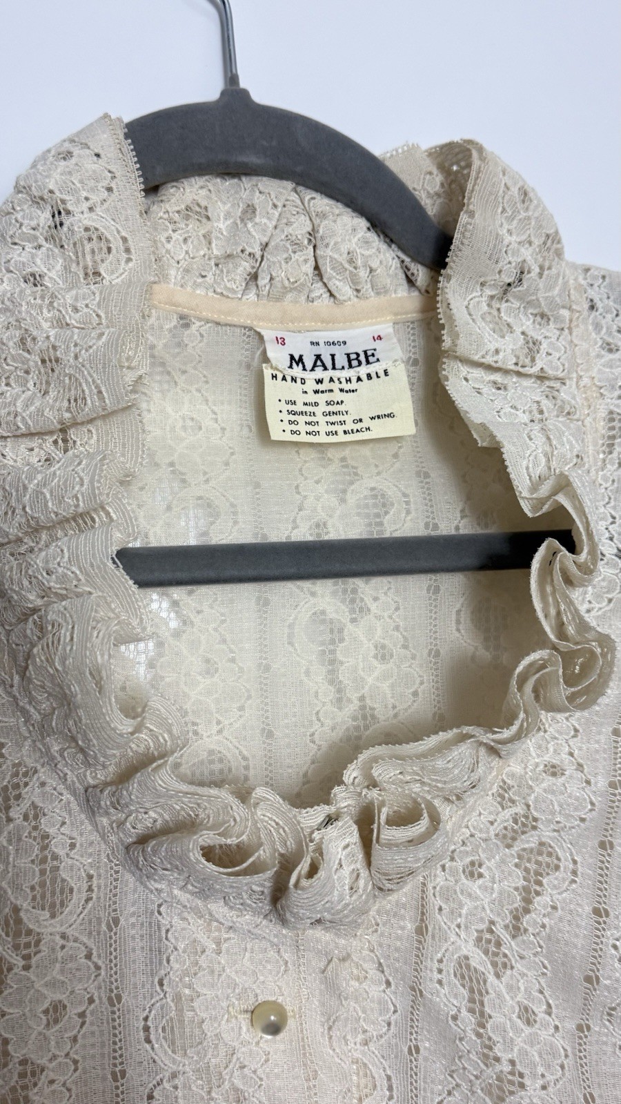 Vintage Malbe Lace Button Down Blouse ~ 9/10 ~ 60’s