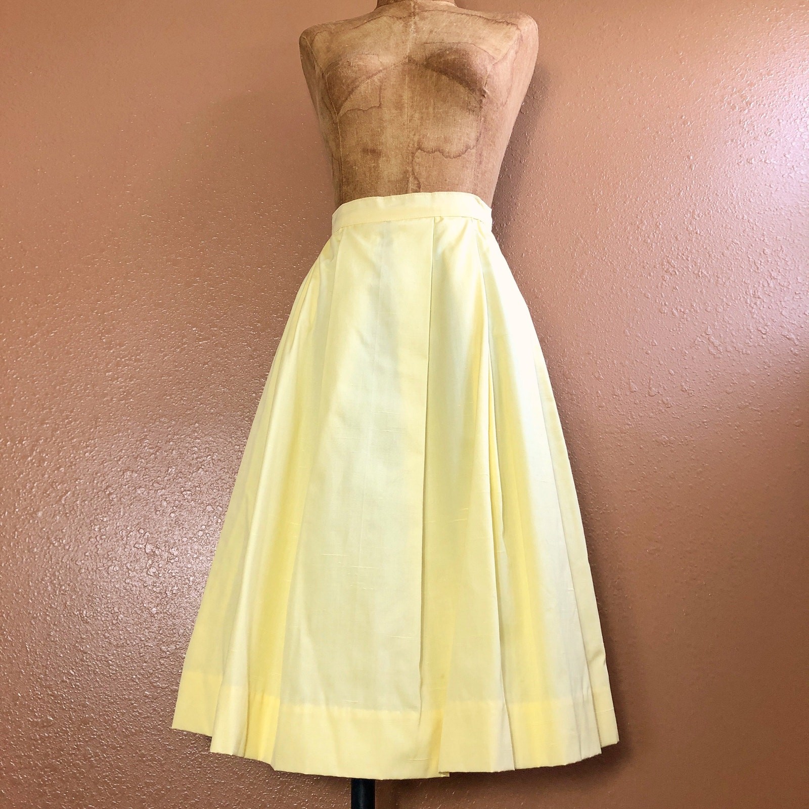 Vintage 50s Butter Yellow Handmade 2pc Blouse & Full Skirt Set XS