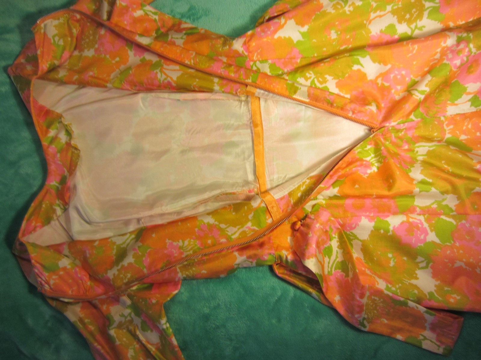 Vintage~Hand Sewn Silk Dress/Belt~60’s Era~Pink/Orange/Olive/Cream~Form Fitting