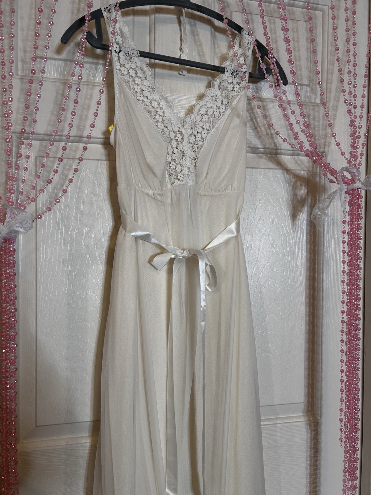 Vintage Vanity Fair, USA Made. Floral Lace Slip Dress Size 34 With Ribbon Belt