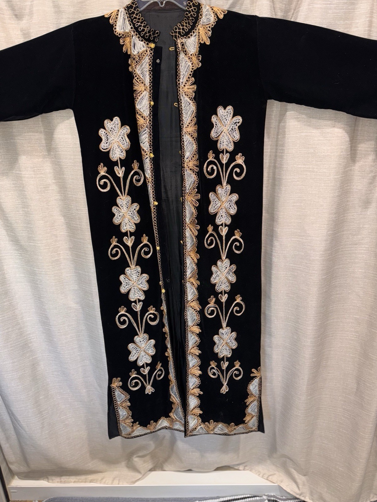 Vintage 1970s Black Velvet MOROCCAN CAFTAN W/Gold Hand Embroidered VERY NICE.