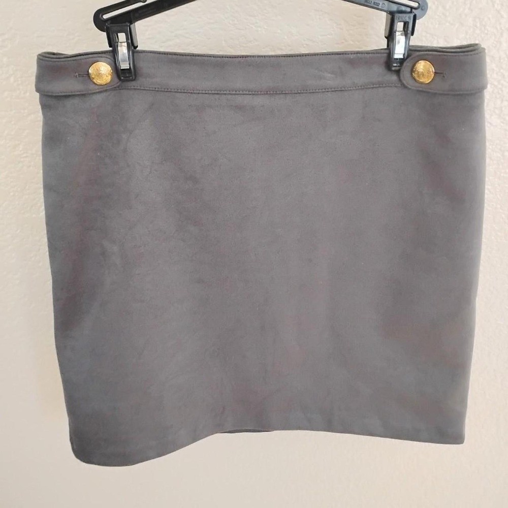 ’WHBM Suede Mini Skirt Gold Buttons Y2K Preppy Indie Sleaze vampy dark academia