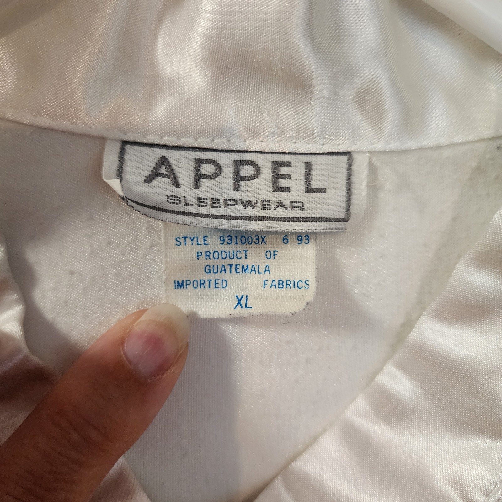 Appel Sleepwear Sz XL White Satin Night Gown Lace Neckline Button