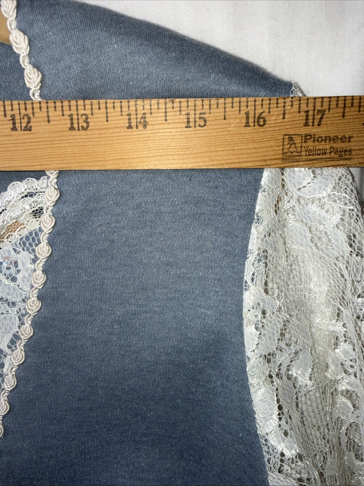 Vtg Lacy Afternoon Womens Sz S Dusty Blue T Shirt w Lace Sleeves & Vee V Good