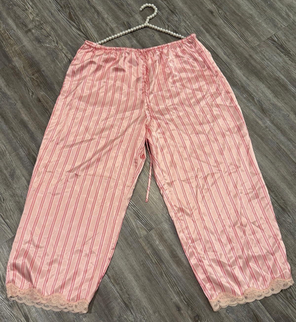 VTG 80’s CRUZ Pink/Red Striped Satin Elastic Waist Laced Cuffs Pajama Pants L