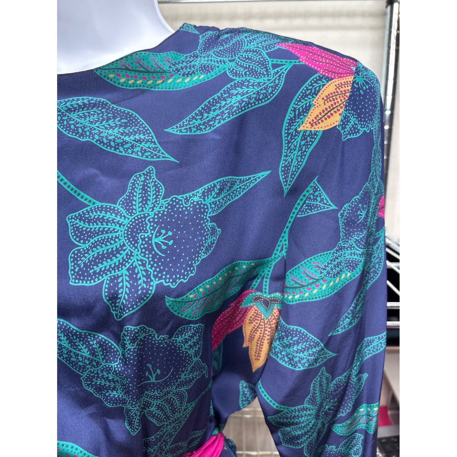 VTG 80s LIZ CLAIBORNE 100%Silk Navy Floral Midi Dress 10 Power Dressing Tropical