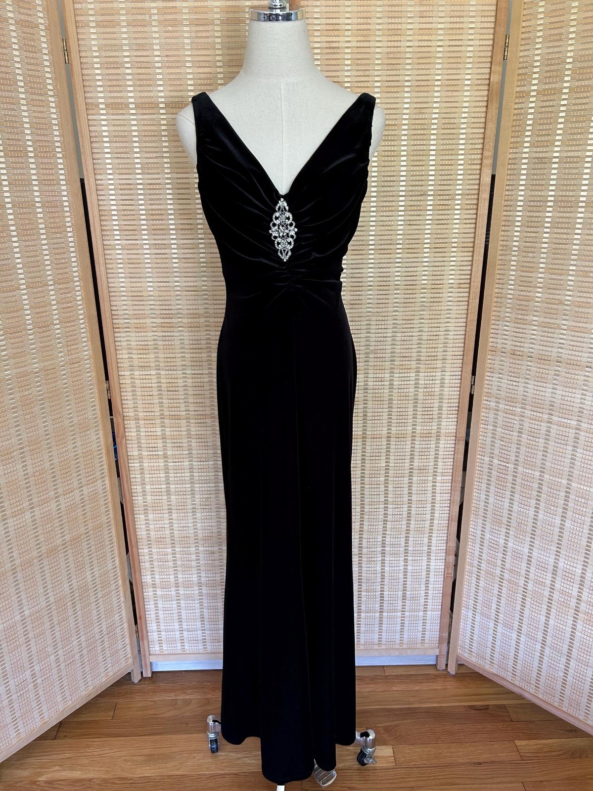 Vintage Onyx Nite Black Velvet Gown Size 6 | Rhinestone Formal Dress | Old Holly